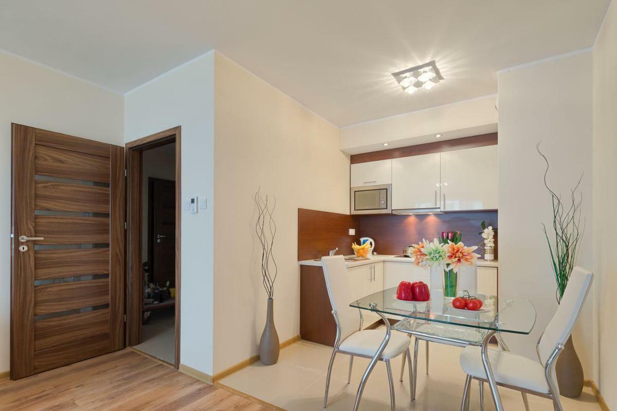 Warsaw Inside Apartments Exterior photo